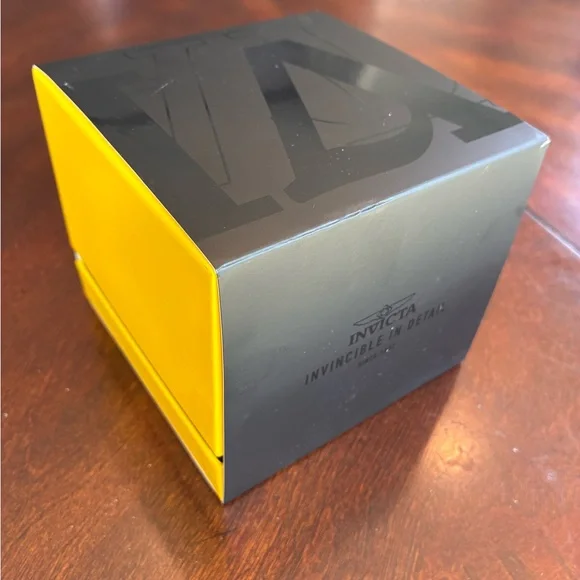 Invicta Men's Stainless Steel Gold and Blue Face Diver Watch - Picture 6 of 6